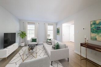 Monon Living in Indianapolis, IN - Foto de edificio - Building Photo