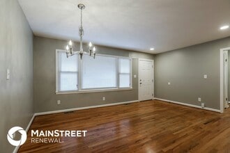 1812 NE 54th Terrace in Kansas City, MO - Building Photo - Building Photo