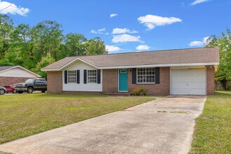 605 Rusty Rd in Conway, SC - Foto de edificio - Building Photo