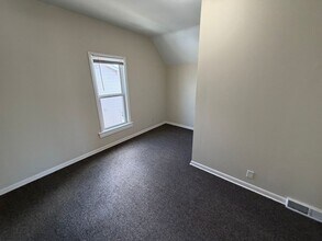 825 Scott Ave in Oshkosh, WI - Building Photo - Building Photo