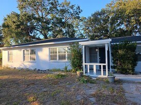 4713 W El Prado Blvd in Tampa, FL - Building Photo