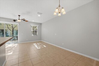 5445 Burnt Acorn Way in Oviedo, FL - Building Photo - Building Photo