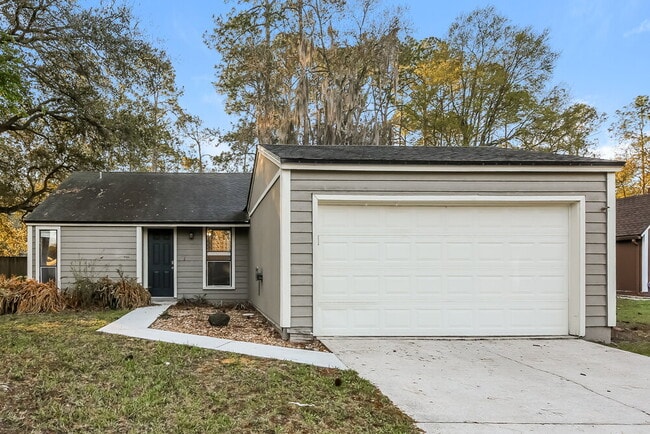 property at 10371 Arrow Bluff Ct