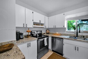 8780 SW 200th Terrace in Cutler Bay, FL - Building Photo