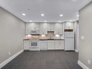 2517 Benning Rd NE in Washington, DC - Building Photo - Building Photo