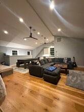 9 King Phillip Trl, Unit 9a in Sandy Hook, CT - Building Photo - Building Photo