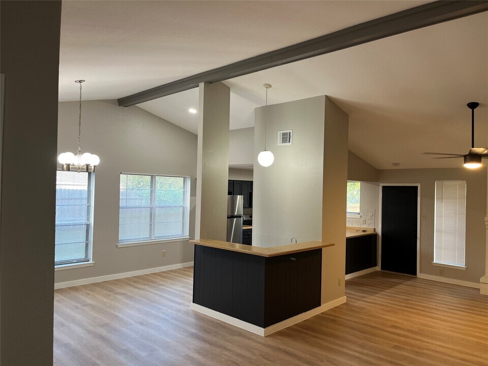 23802 Hunter Spring Cir in Spring, TX - Building Photo