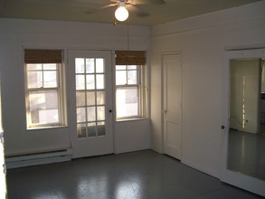 Lofts of Francis in St. Joseph, MO - Building Photo - Interior Photo