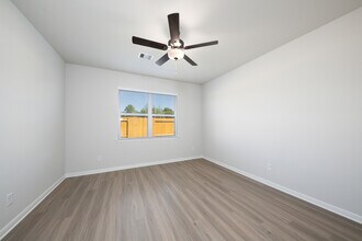 15543 Caramel Spgs Dr in Conroe, TX - Building Photo - Building Photo