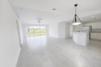 4218 8th St SW in Lehigh Acres, FL - Building Photo - Building Photo