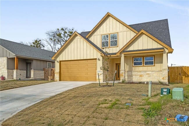 2143 Blackhawk Lp, Unit 5 in Belton, TX - Building Photo - Building Photo