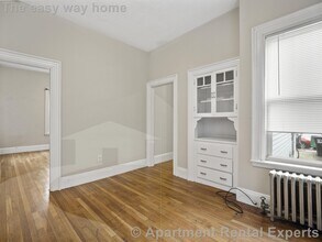 44 Cameron Ave, Unit 1 in Somerville, MA - Building Photo - Building Photo