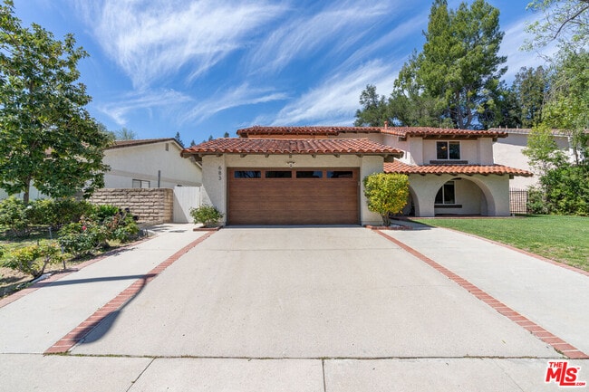 683 Triunfo Canyon Rd in Westlake Village, CA - Building Photo - Building Photo
