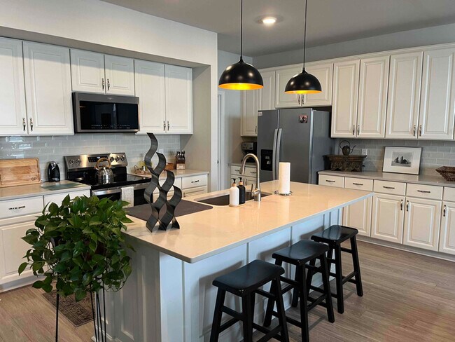 property at 554 McLernon Trce