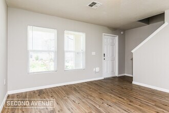 2179 Rock Dr in Poinciana, FL - Building Photo - Building Photo