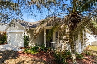 4085 Waltham Forest Dr, Unit 0521 in Tavares, FL - Foto de edificio - Building Photo