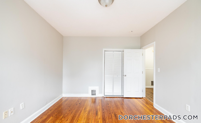 17 Cawfield St in Boston, MA - Building Photo - Building Photo