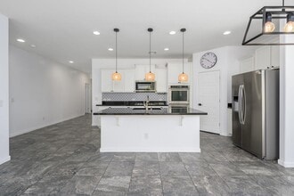 8536 S 40th Glen in Phoenix, AZ - Building Photo - Building Photo