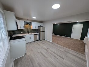 35 Terrel Dr, Unit 4 in Webster, NY - Building Photo - Building Photo