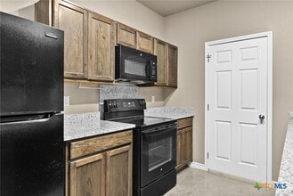2011 Wood St in Killeen, TX - Building Photo - Building Photo