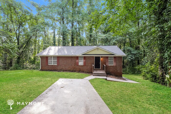 4858 Bartlett Ct in Forest Park, GA - Building Photo