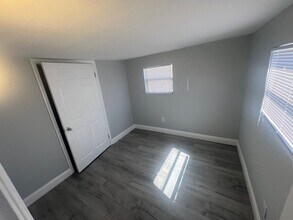 1707 Reynolds Rd-Unit -#08-MH in Lakeland, FL - Building Photo - Building Photo