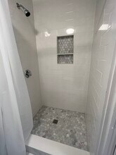 68 Pinckney St, Unit 2 in Boston, MA - Foto de edificio - Building Photo