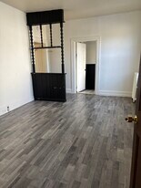 17 W Church St, Unit 1st floor in Absecon, NJ - Building Photo