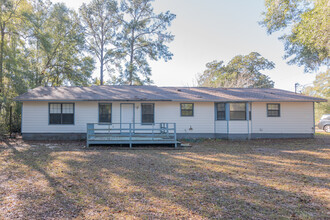 5384 Jackson Bluff Rd in Tallahassee, FL - Building Photo - Building Photo