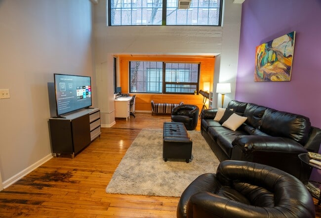 624 E Walnut St, Unit Mills9 Unit 110 in Indianapolis, IN - Building Photo - Building Photo