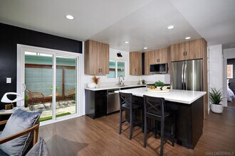 1259 Orkney Ln in Encinitas, CA - Building Photo - Building Photo