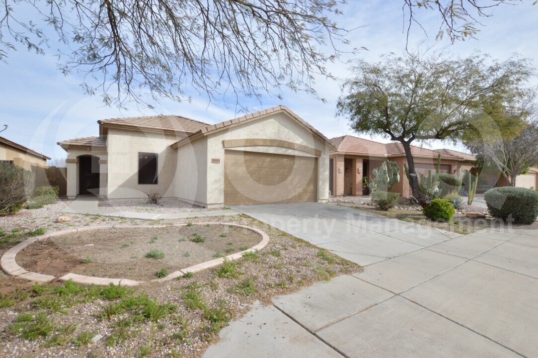 33925 N Wash View Rd in San Tan Valley, AZ - Building Photo
