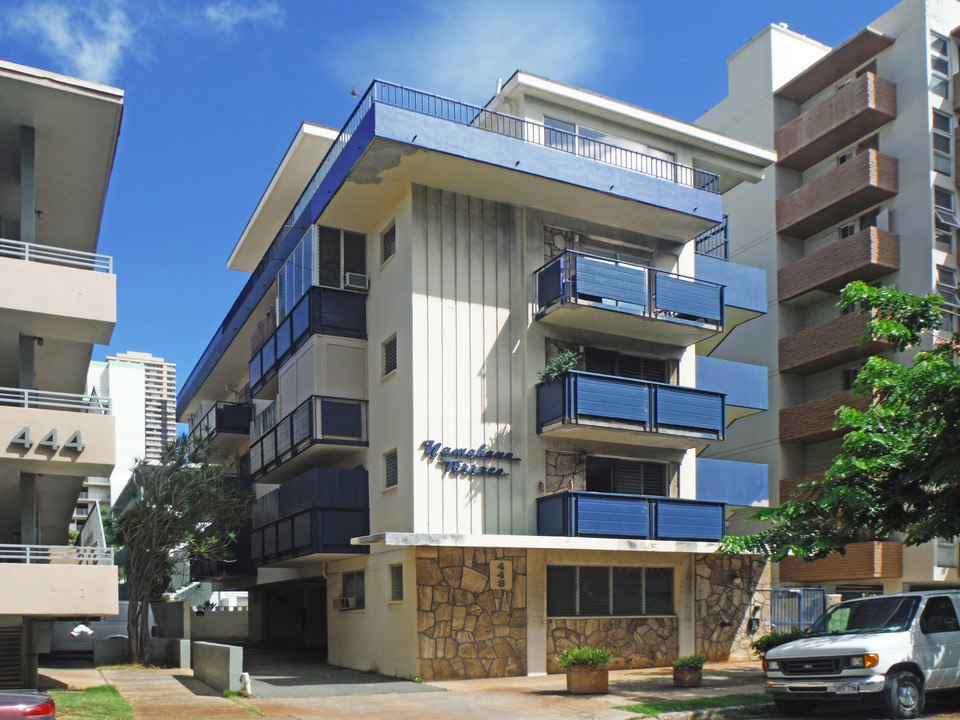 Namahana Terrace in Honolulu, HI - Building Photo