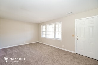 108 Henrietta Dr in Ladson, SC - Building Photo - Building Photo