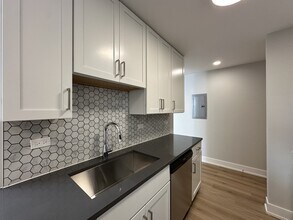 535 W Aldine Ave in Chicago, IL - Foto de edificio - Building Photo