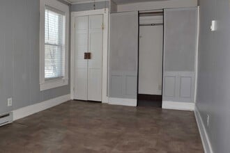 43 John St, Unit 2 in Pittsfield, MA - Building Photo - Building Photo