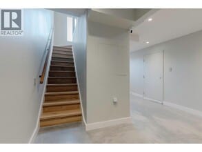 139 Alexander St in Vancouver, BC - Building Photo - Building Photo