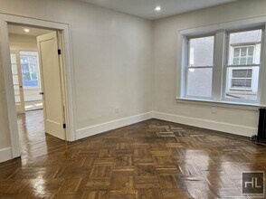 215 Highland Blvd in Brooklyn, NY - Building Photo - Building Photo