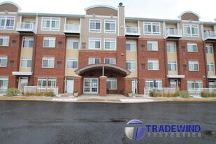 649 Old Highway 8 NW, Unit 238