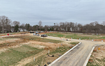 Aberdeen Apartments in Charlotte, NC - Building Photo - Building Photo