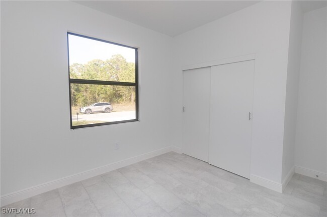 property at 8030 Oakleaf Cir