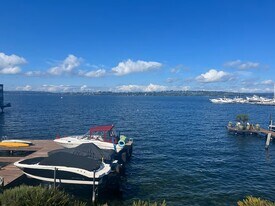 425 Lake St S, Unit #9 in Kirkland, WA - Building Photo