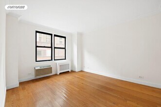 333 E 34th St in New York, NY - Building Photo - Building Photo