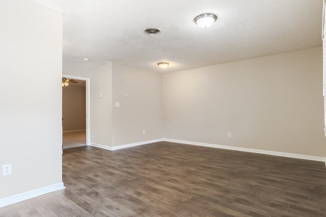 Guest House in Rome, GA - Foto de edificio - Building Photo