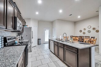6809 Brush Dr in Midland, TX - Building Photo - Building Photo