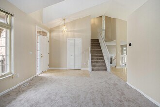 5913 Lafayette Ln in Ann Arbor, MI - Building Photo - Building Photo