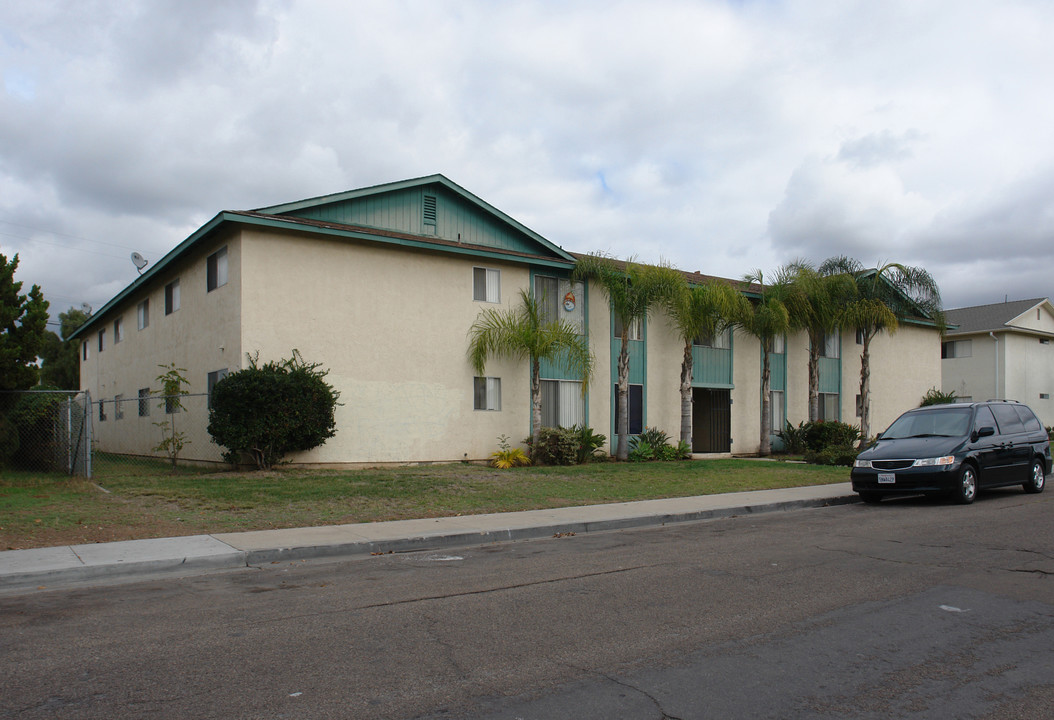 388 Zenith St in Chula Vista, CA - Building Photo