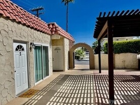 36953 Bankside Dr, Unit 3 in Cathedral City, CA - Building Photo
