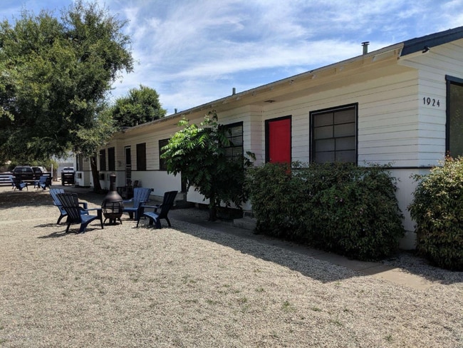 1924 Lincoln Ave