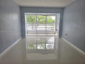19080 NE 3rd Ct in Miami, FL - Building Photo